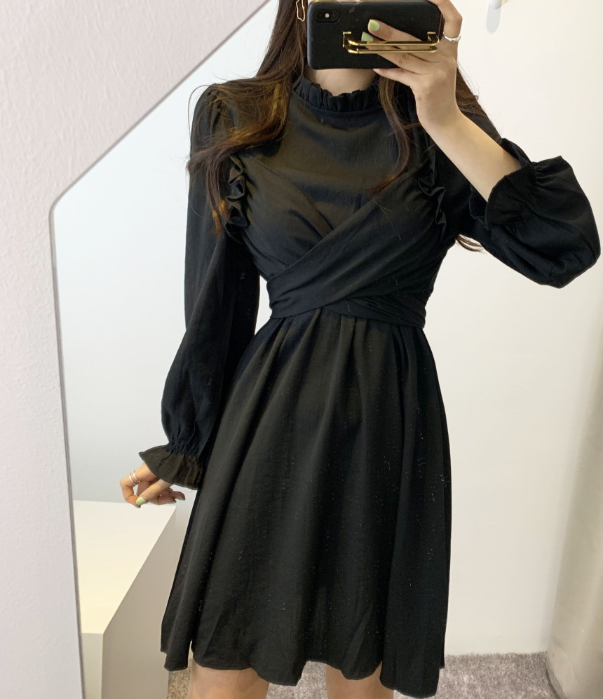 새상품 - 프릴 랩 매듭 원피스