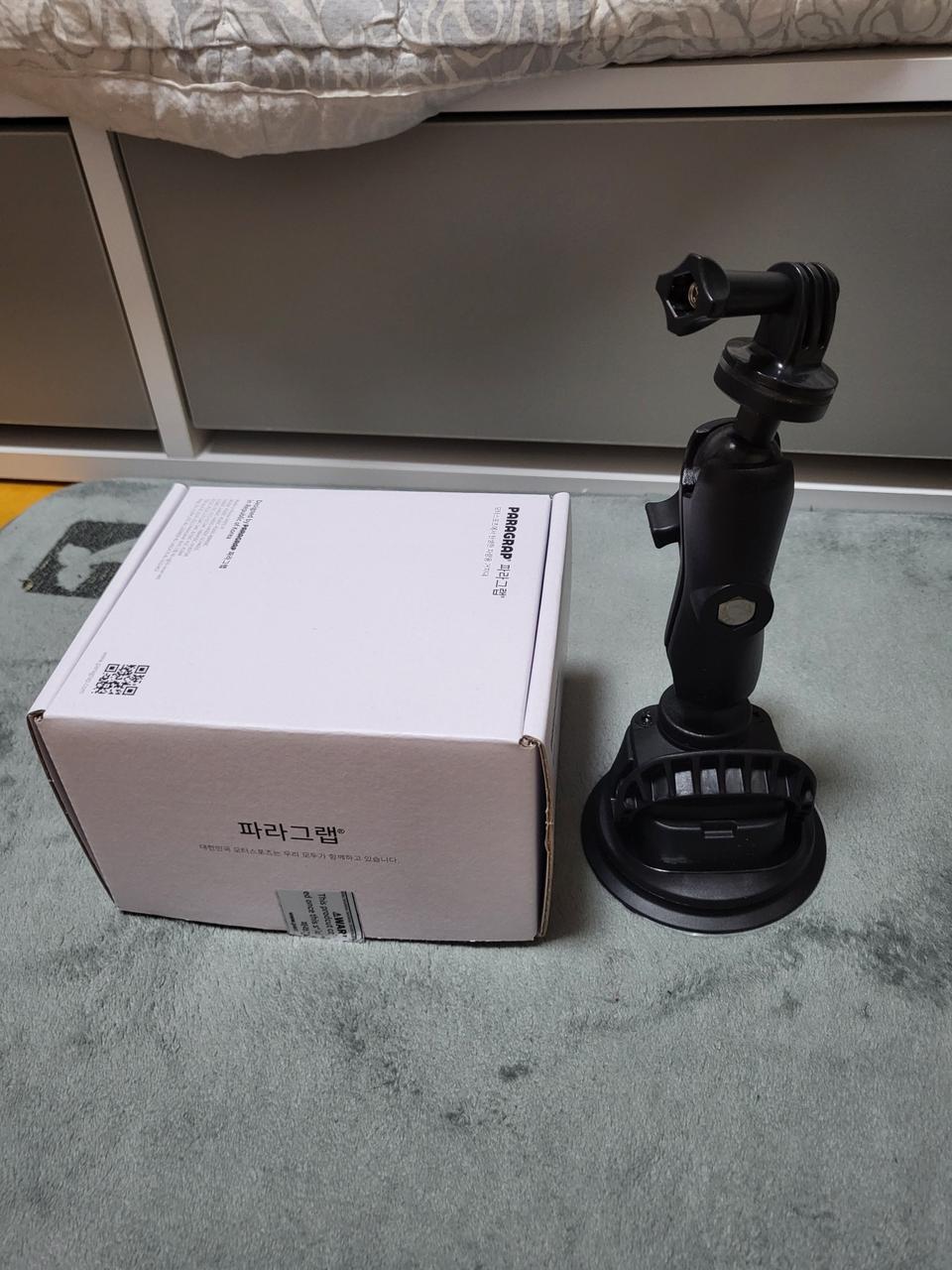 파라그랩 흡착식 카메라 마운트 거치대 팝니다