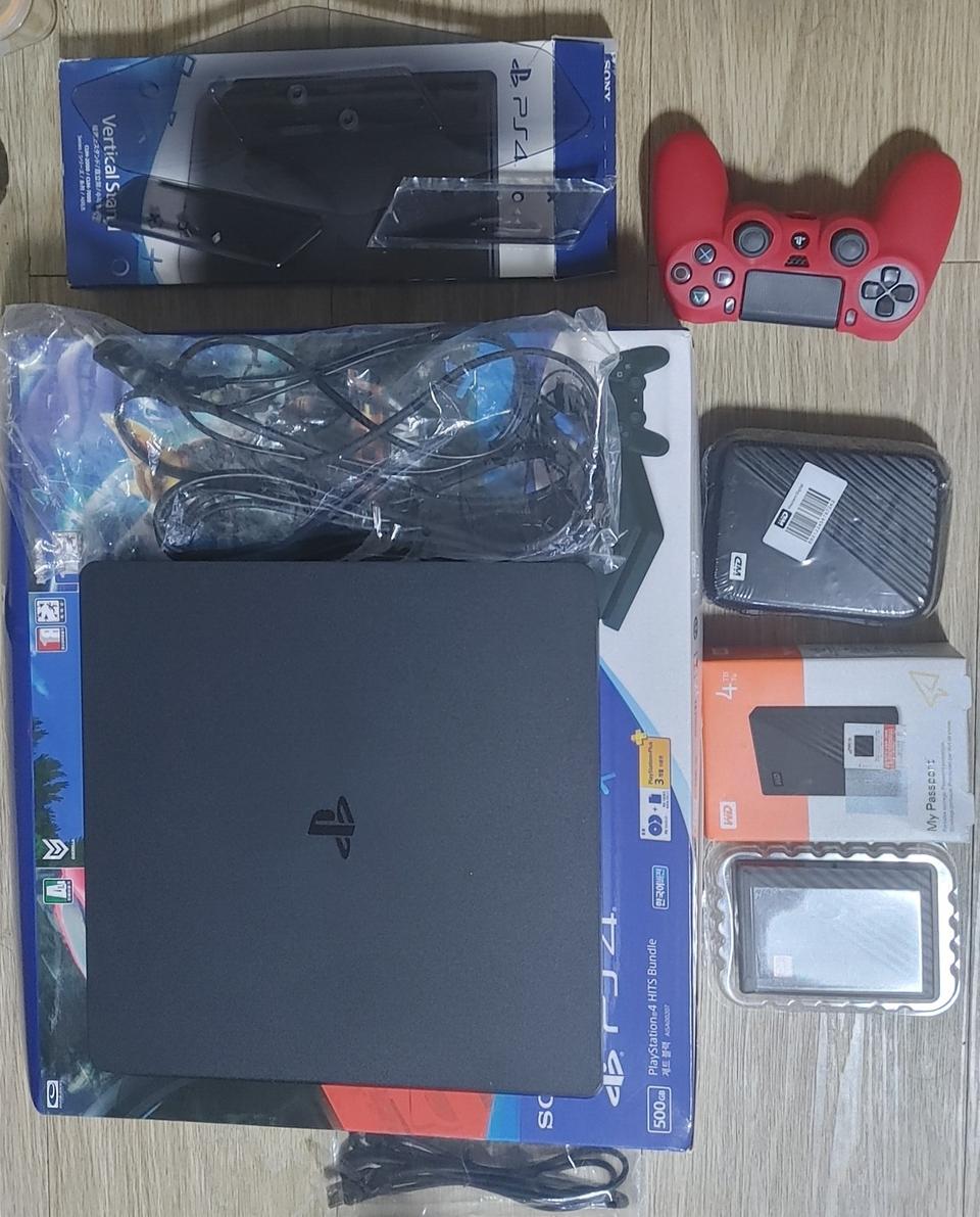 ps4 슬림(거치대포함) 커펌  4tb+ 500g 판매합니다(가격내림)