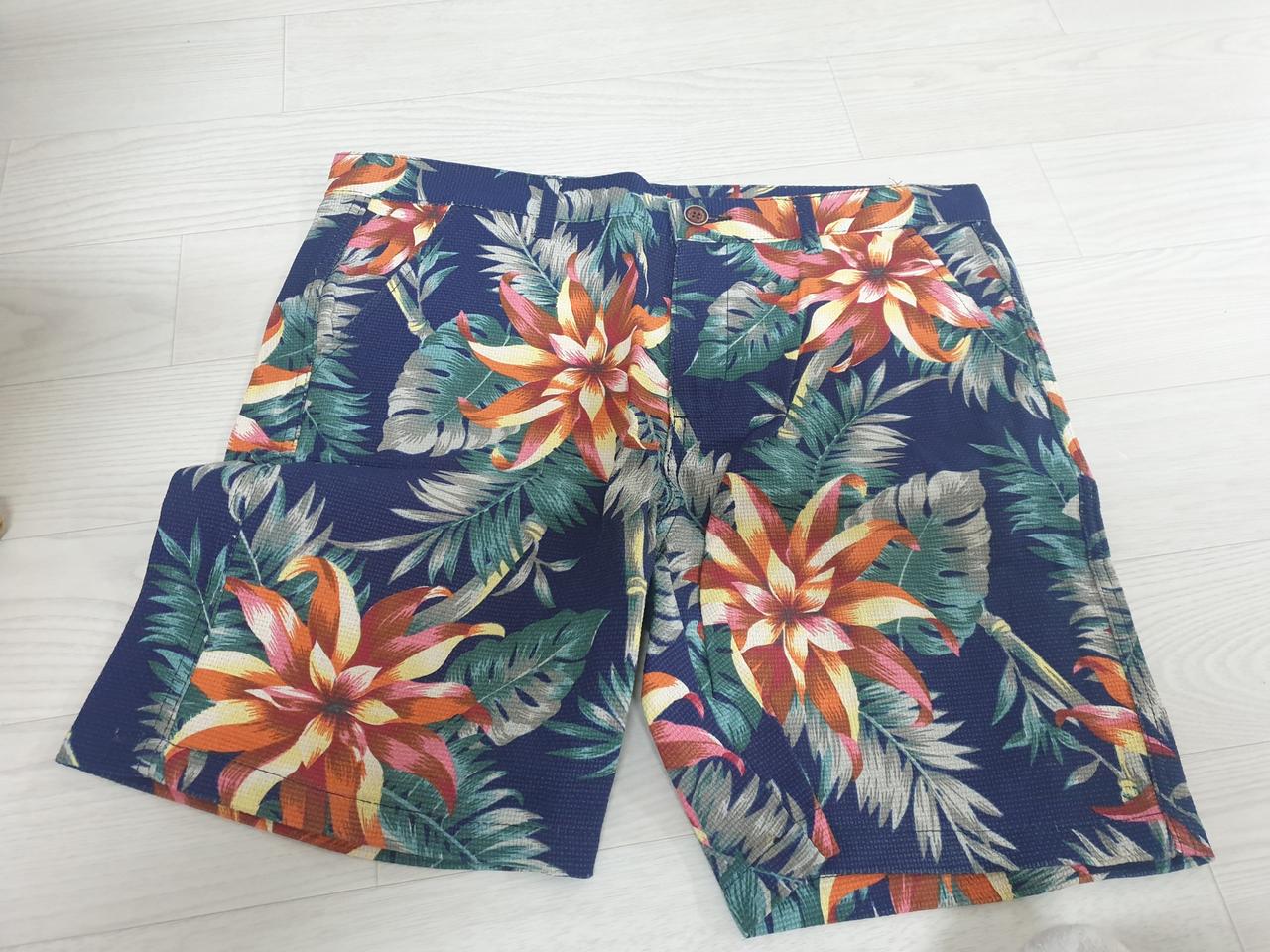 xero 제로 하와이 플라이 패턴 반바지 엑라 팝니다.