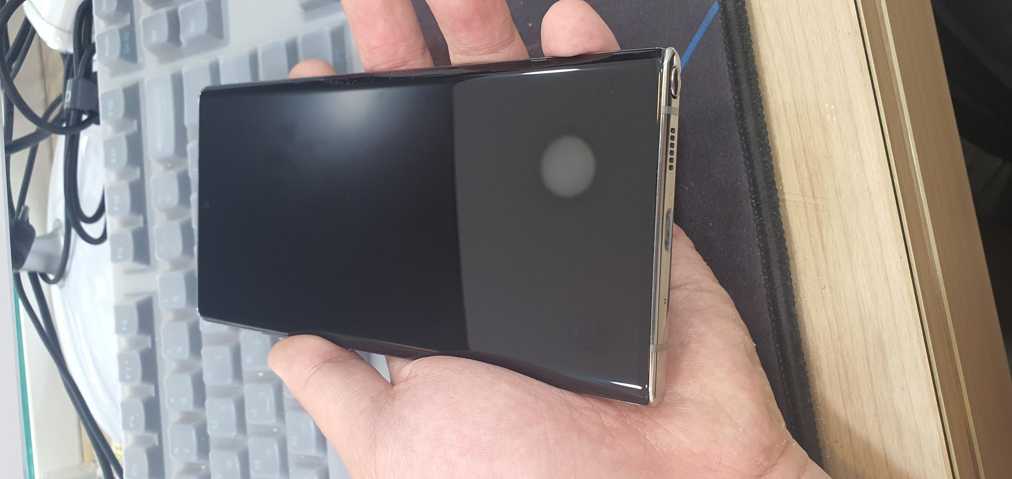 노트10플러스 팔아요 충전기도 드려요