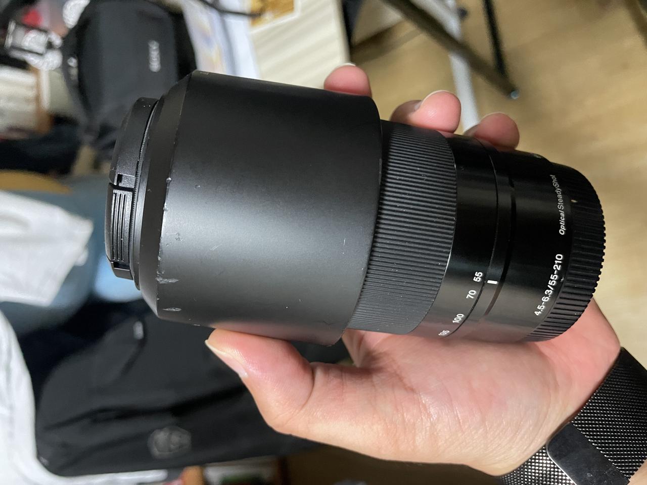 소니 55-210mm F4.5-6.3 OSS E렌즈 19만 팝니다.