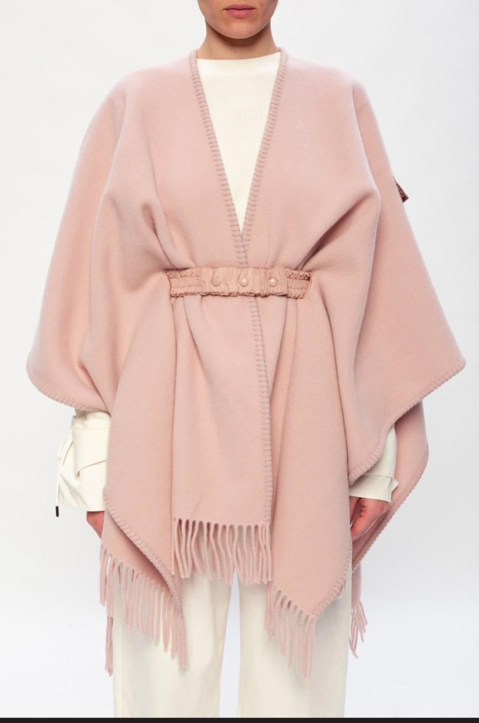 몽클레어 핑크 숄케이프(벨트탈부착가능)