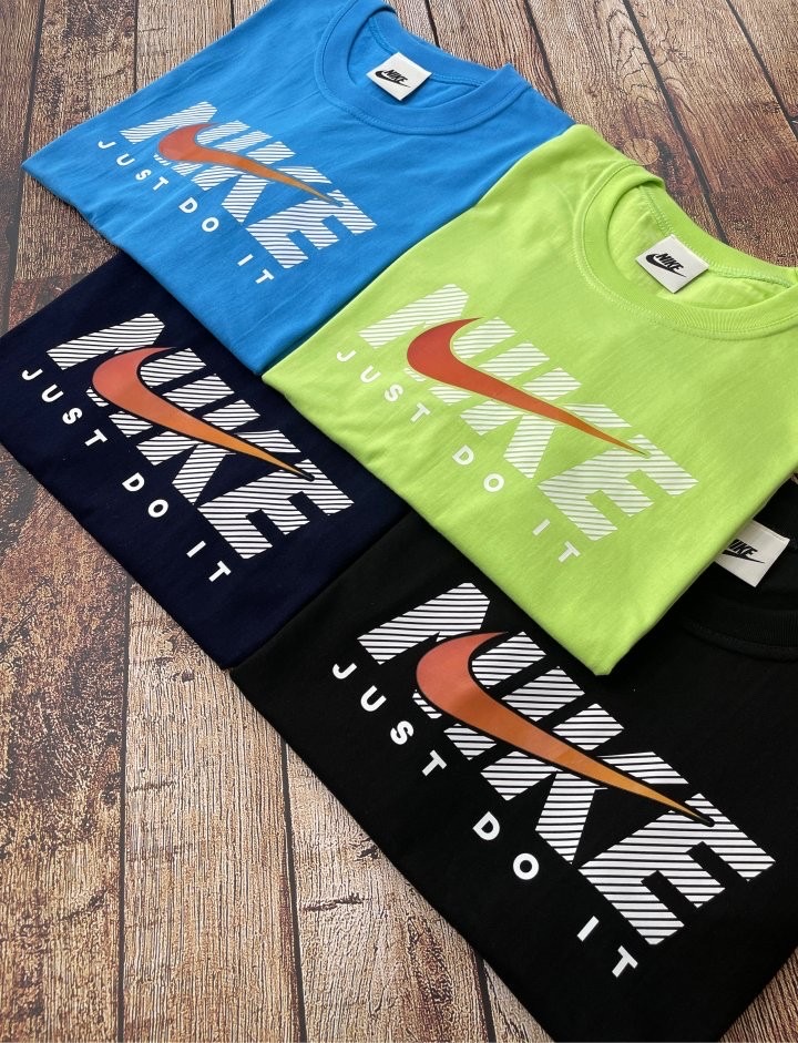 나이키 디아고날 스우시 그라데이션 반팔 남여공용