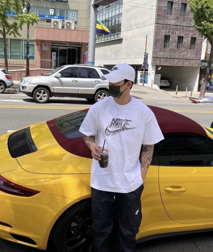 나이키 지브라 반팔