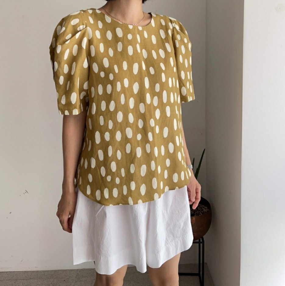 고퀄천연면마 린넨도트반팔블라우스 새제품