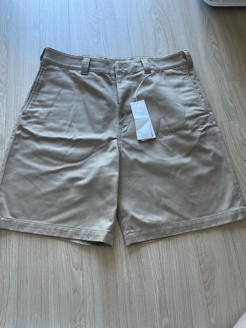 아르켓 세미 와이드 버뮤다 반바지