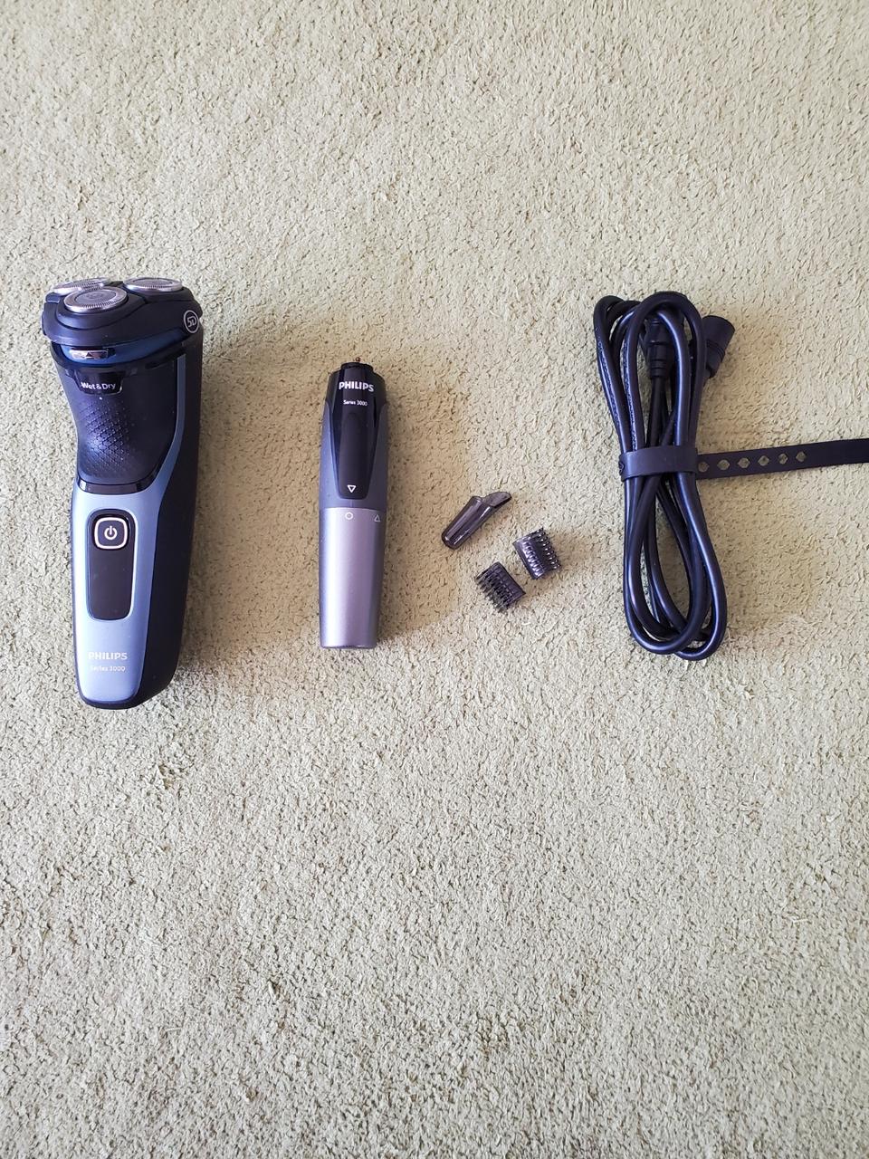 필립스 전기면도기 + 코털제거기