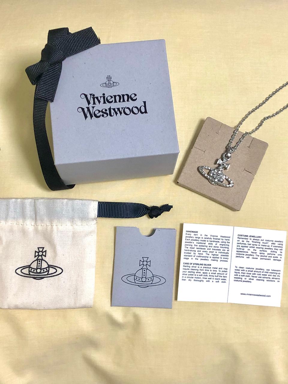 (새상품/정품) 비비안웨스트우드 목걸이 판매해요