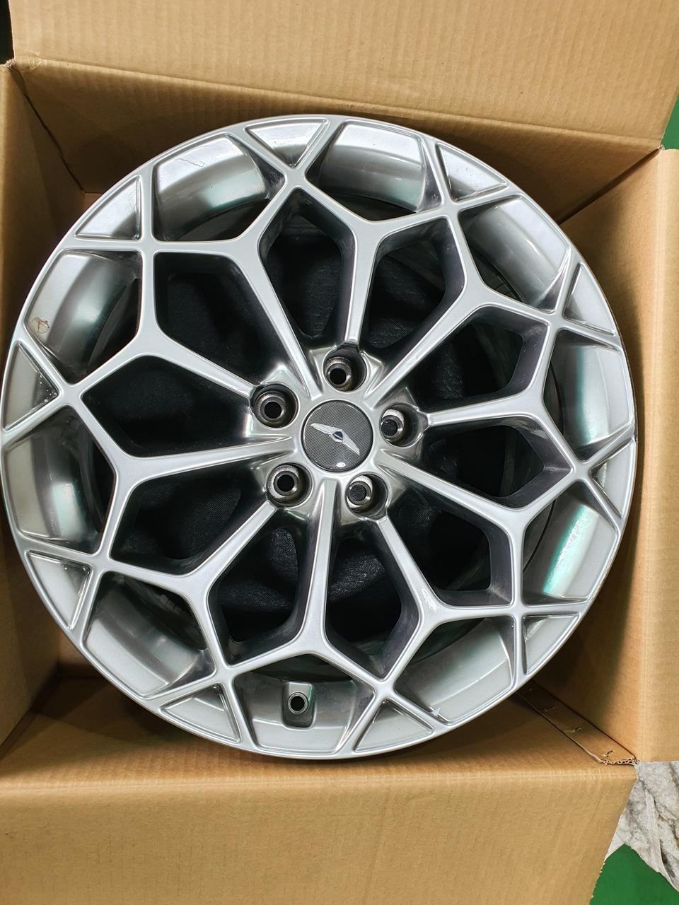 신형G80 19인치 순정휠 팜니다