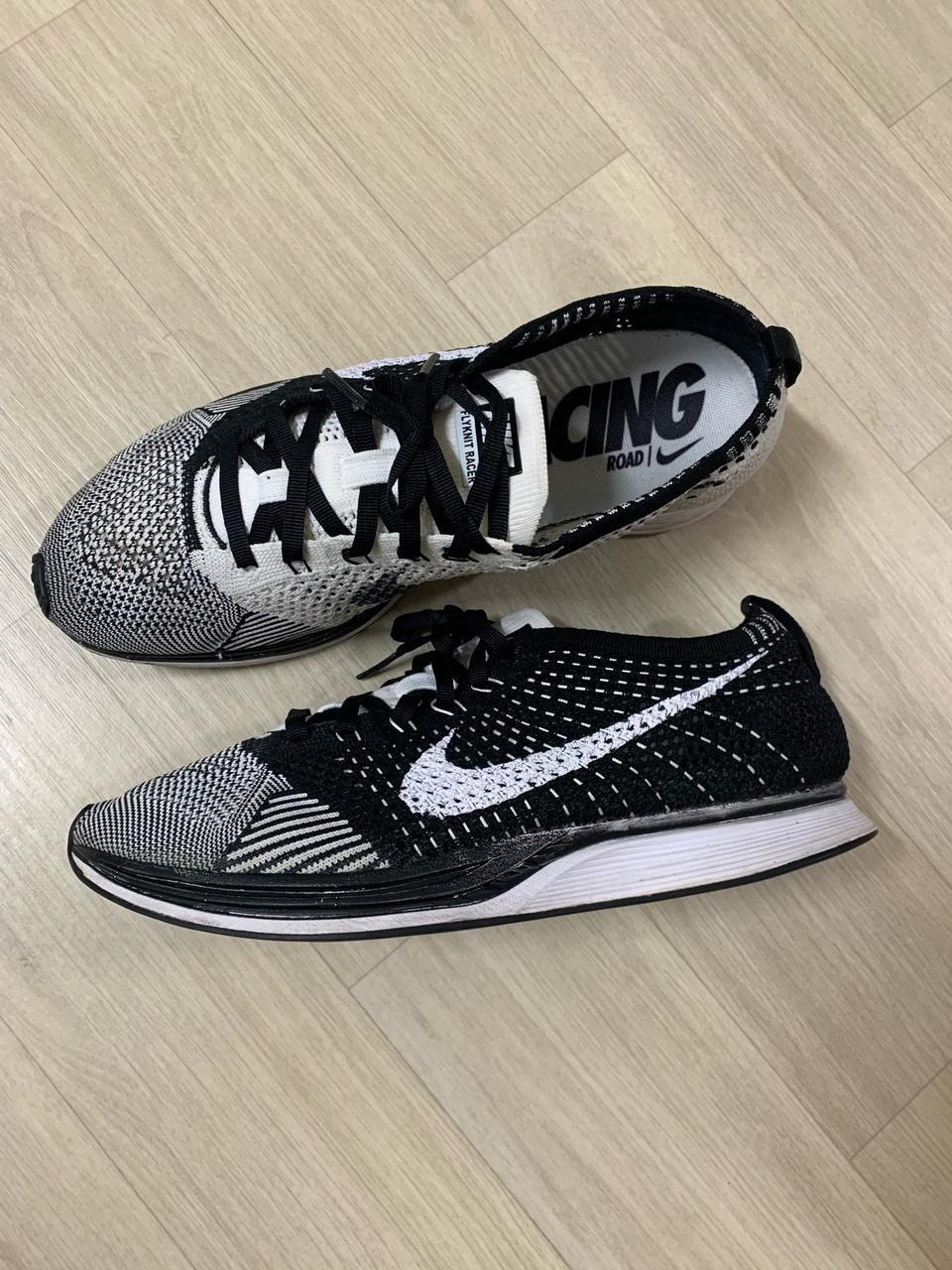 나이키 플라이니트 레이서 OG