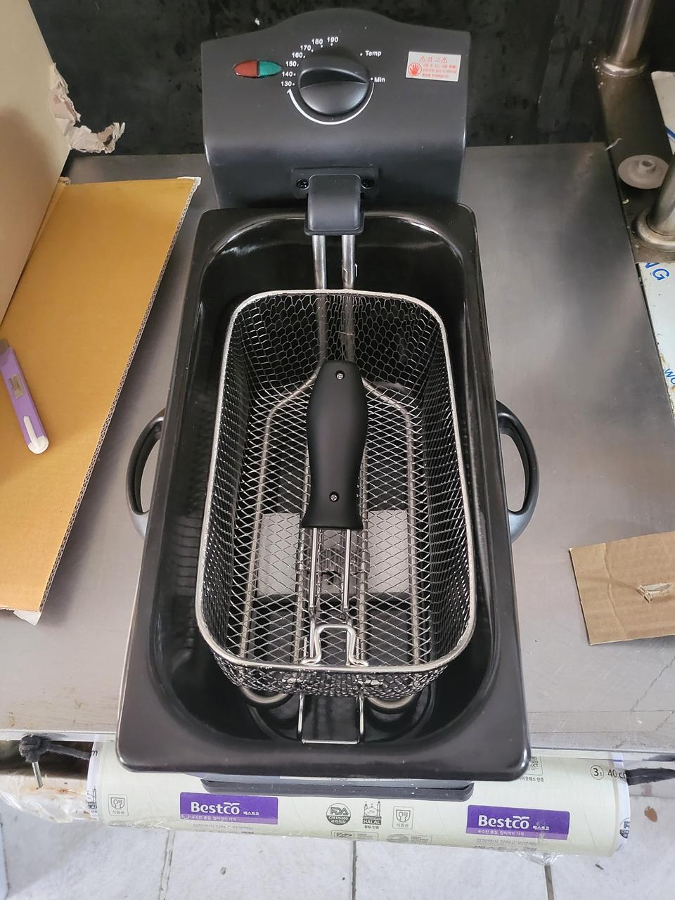 3.5L 튀김기판매합니다 새제품