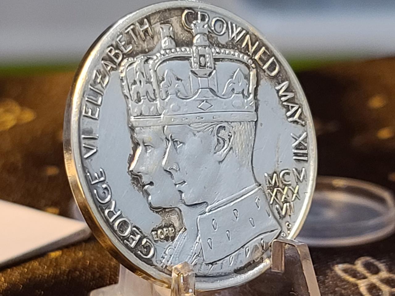 영국동전 조지6세와 엘리자베스 여왕  대관식 기념은화