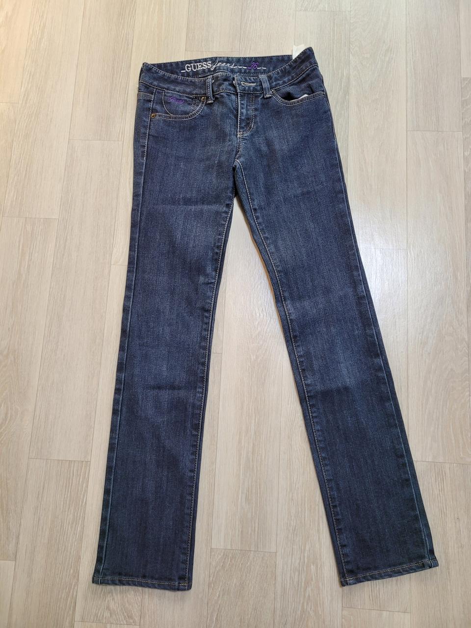 게스 청바지 판매합니다.