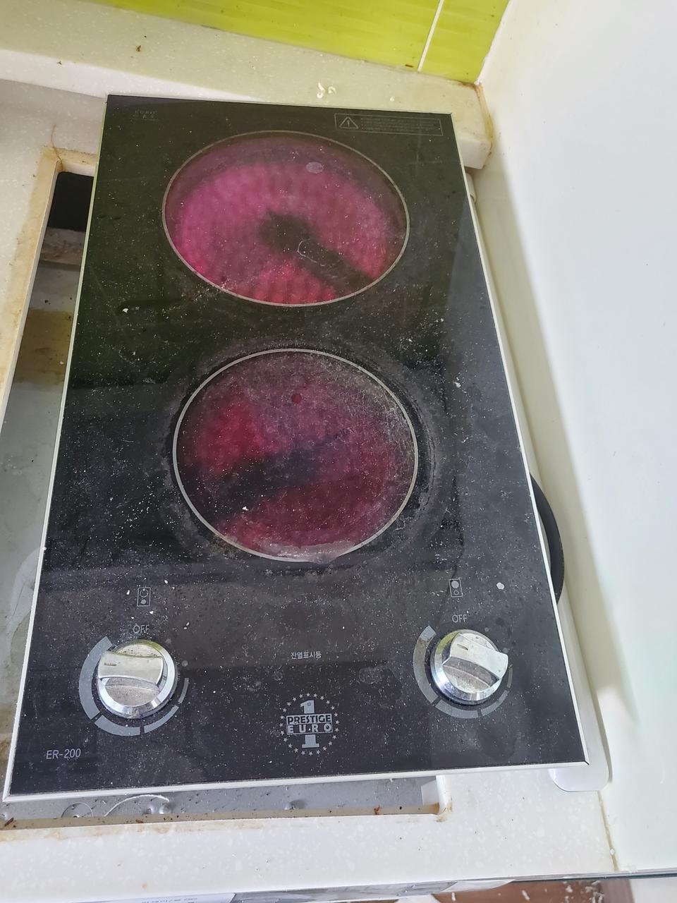 2구인버터 LG 에어컨 LG 구 쿠키로 트룸 세탁기 판매합니다