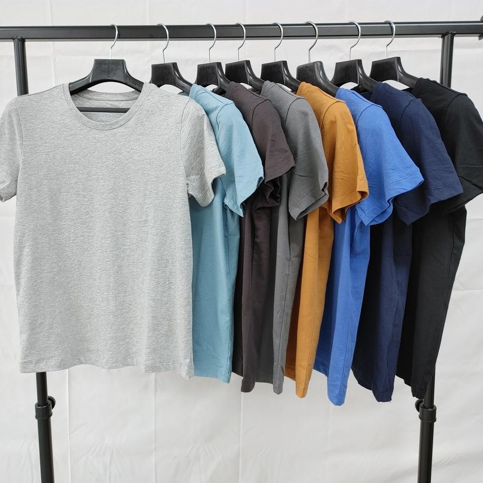 새상품 팬코 1+1 여자 기본 무지 라운드 기본 면티 반팔티 이너 레이어