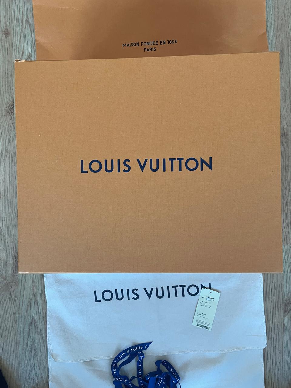 루이비통 정품 대형박스및더스트백 쇼핑가방 리본