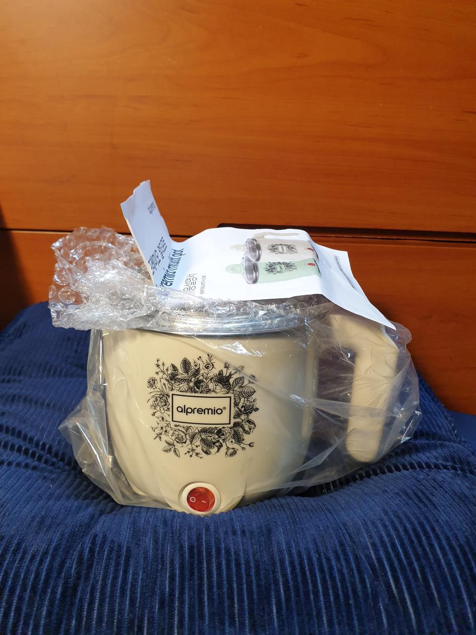 미니 라면  포트 새거 판매합니다.