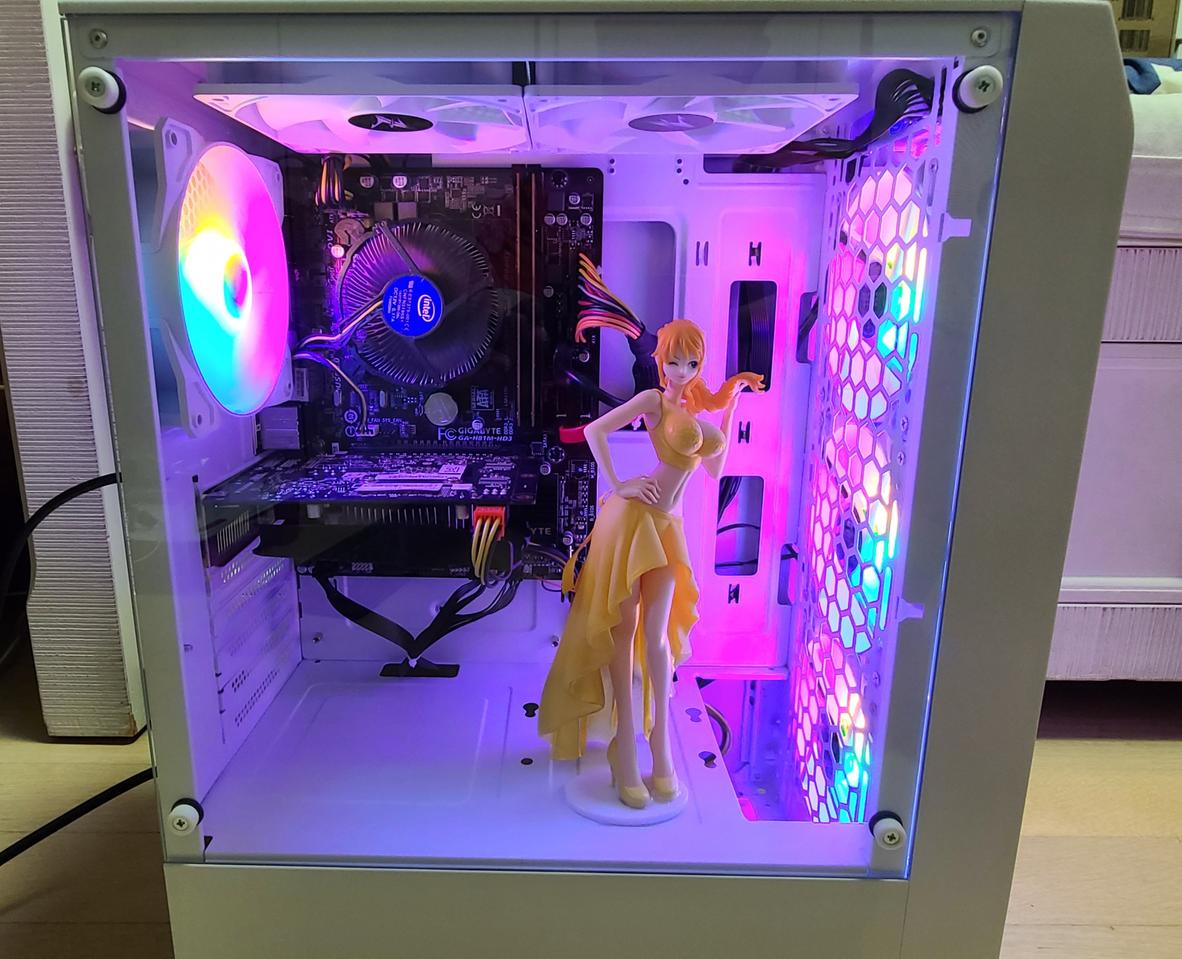 i5 4670/gtx650ti 롤/오버워치/피파용 게이밍 컴퓨터팝니다.