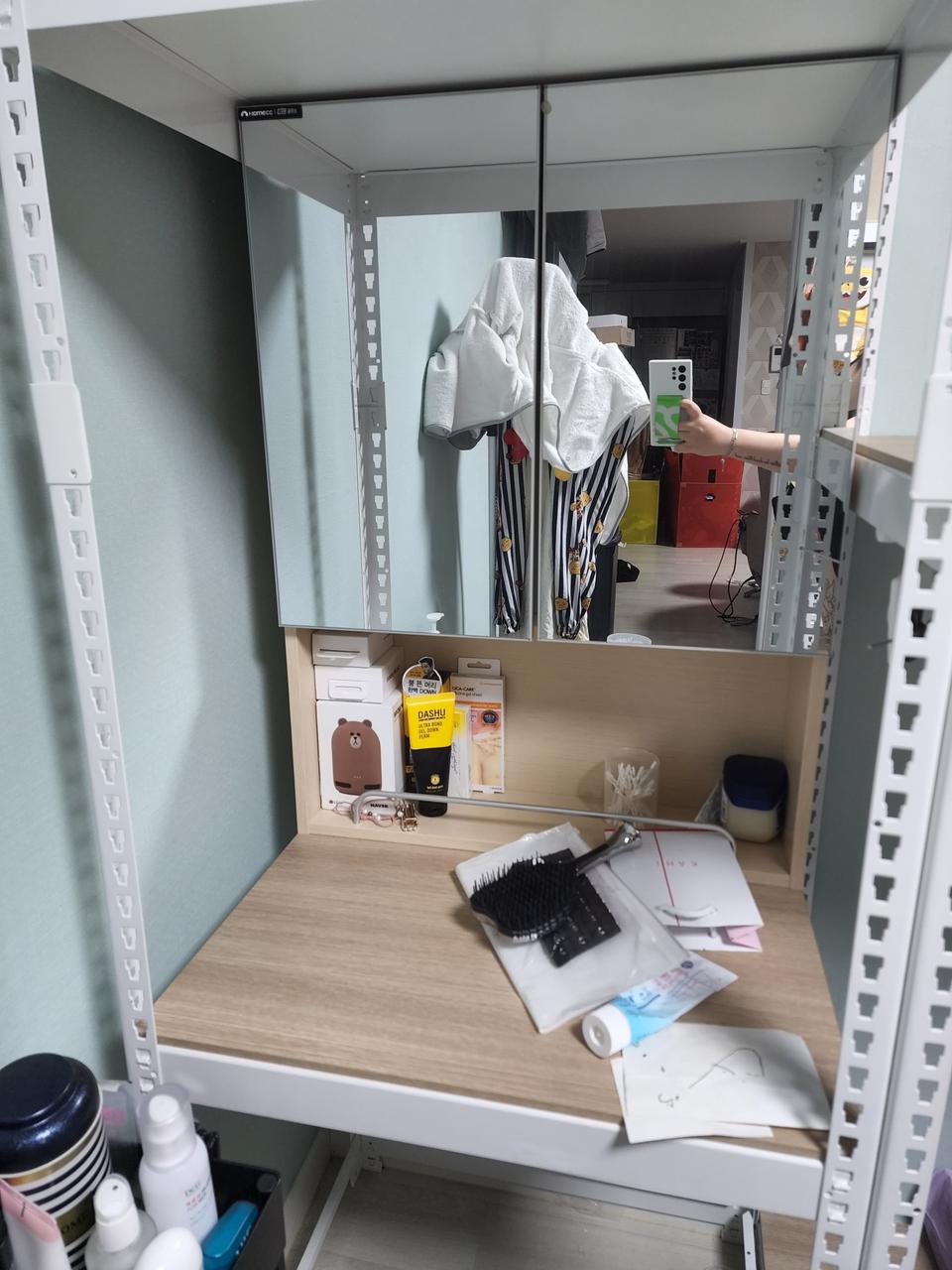 이사처분 욕실 수납장