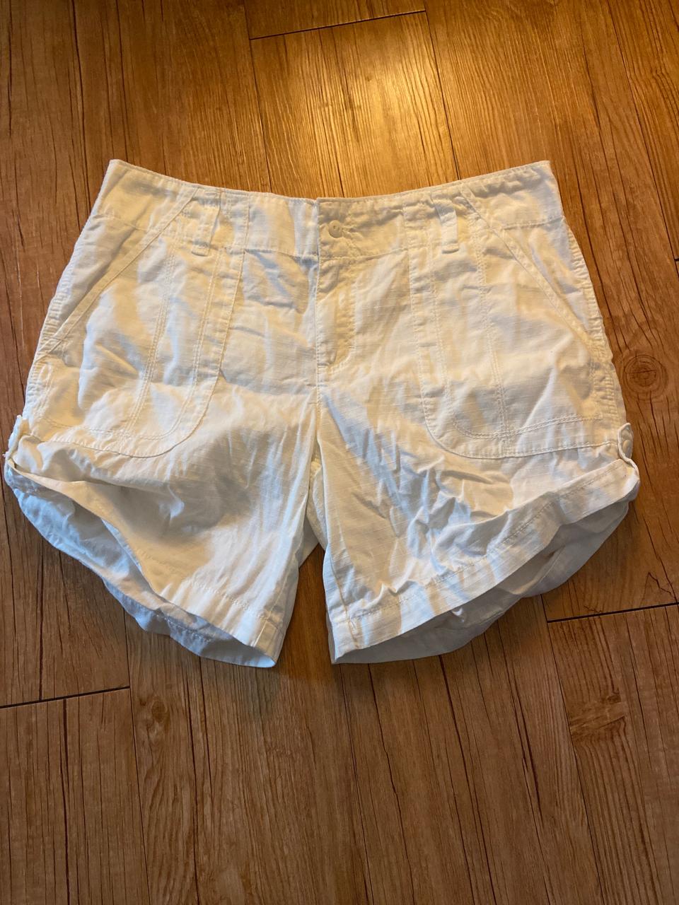 캘빈 클라인 화이트쇼츠