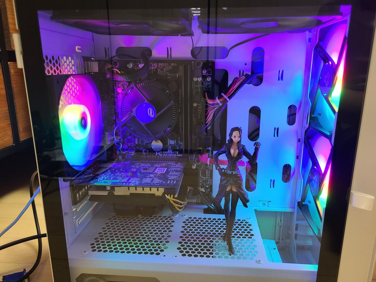 i5 4590/gtx650 롤/피파용 게이밍 컴퓨터팝니다.