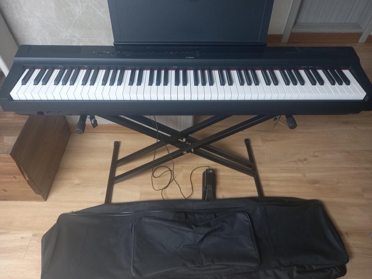 야마하 P-125 스테이지형 디지털피아노