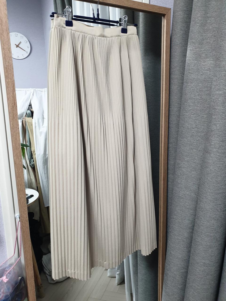 빈티지 고퀄베이지 주름 롱스커트