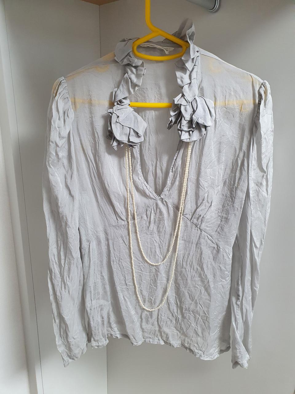 시스루 실크 블라우스