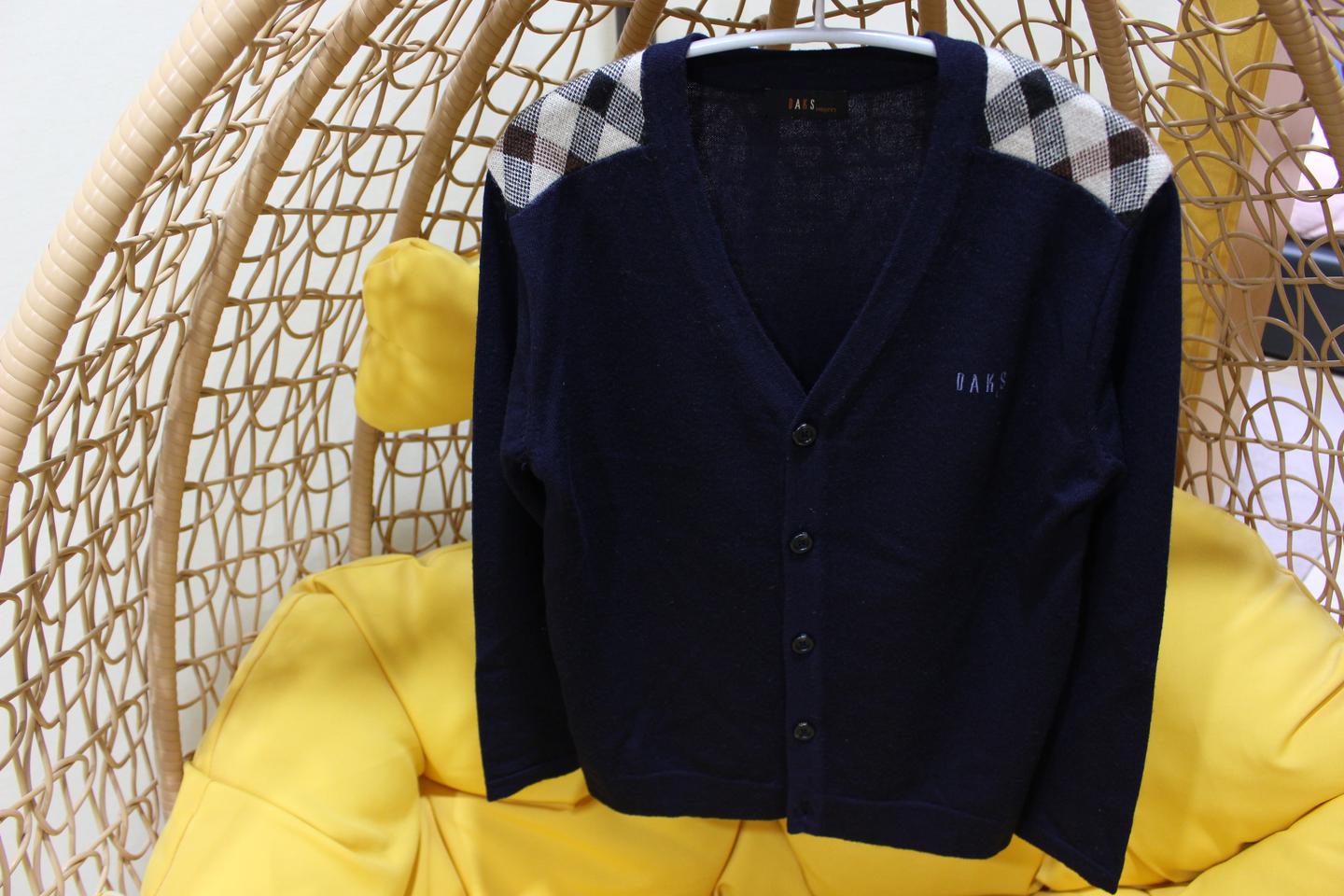 닥스키즈 가디건입니다.