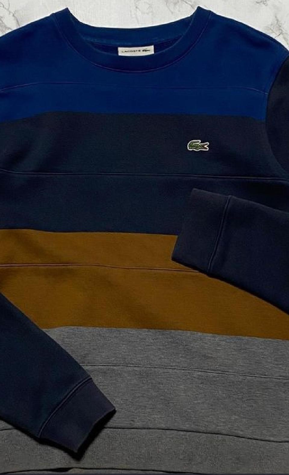 라코스테 맨투맨100(기모O)