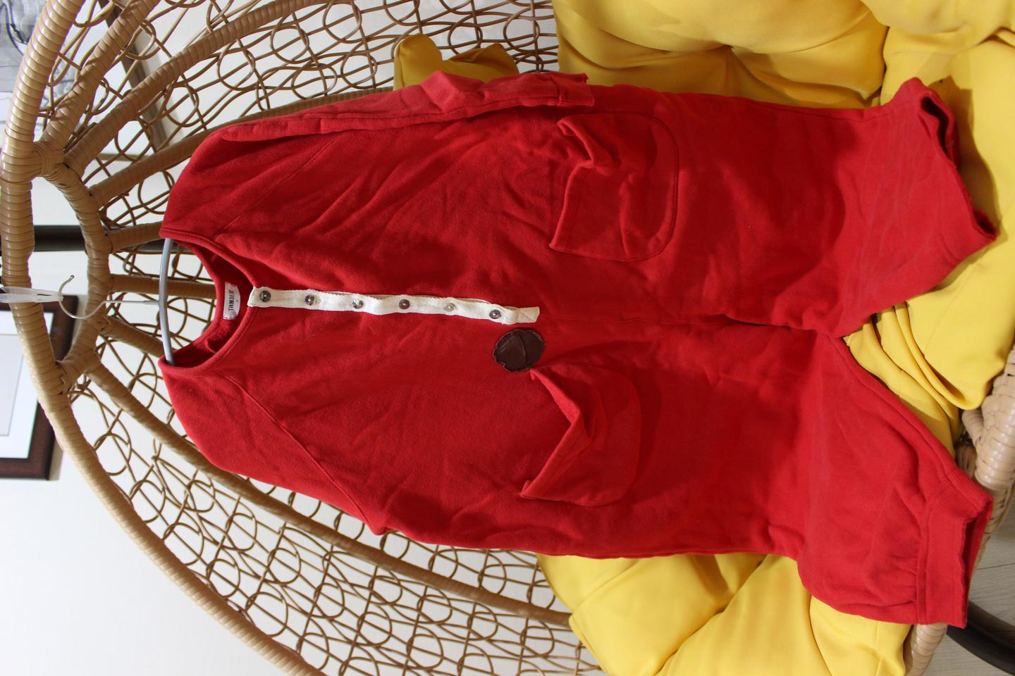 Tambere 카렌 풀오버입니다.