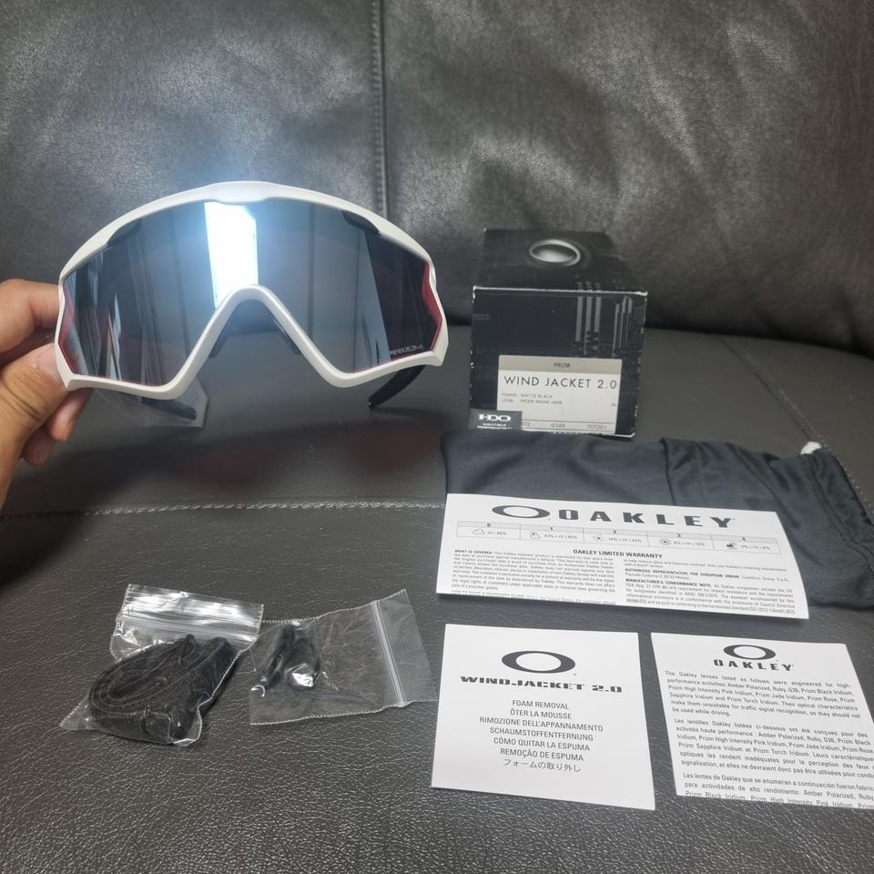 오클리 윈드자켓 2.0 프리즘 스노우 사파이어이리듐 팝니다