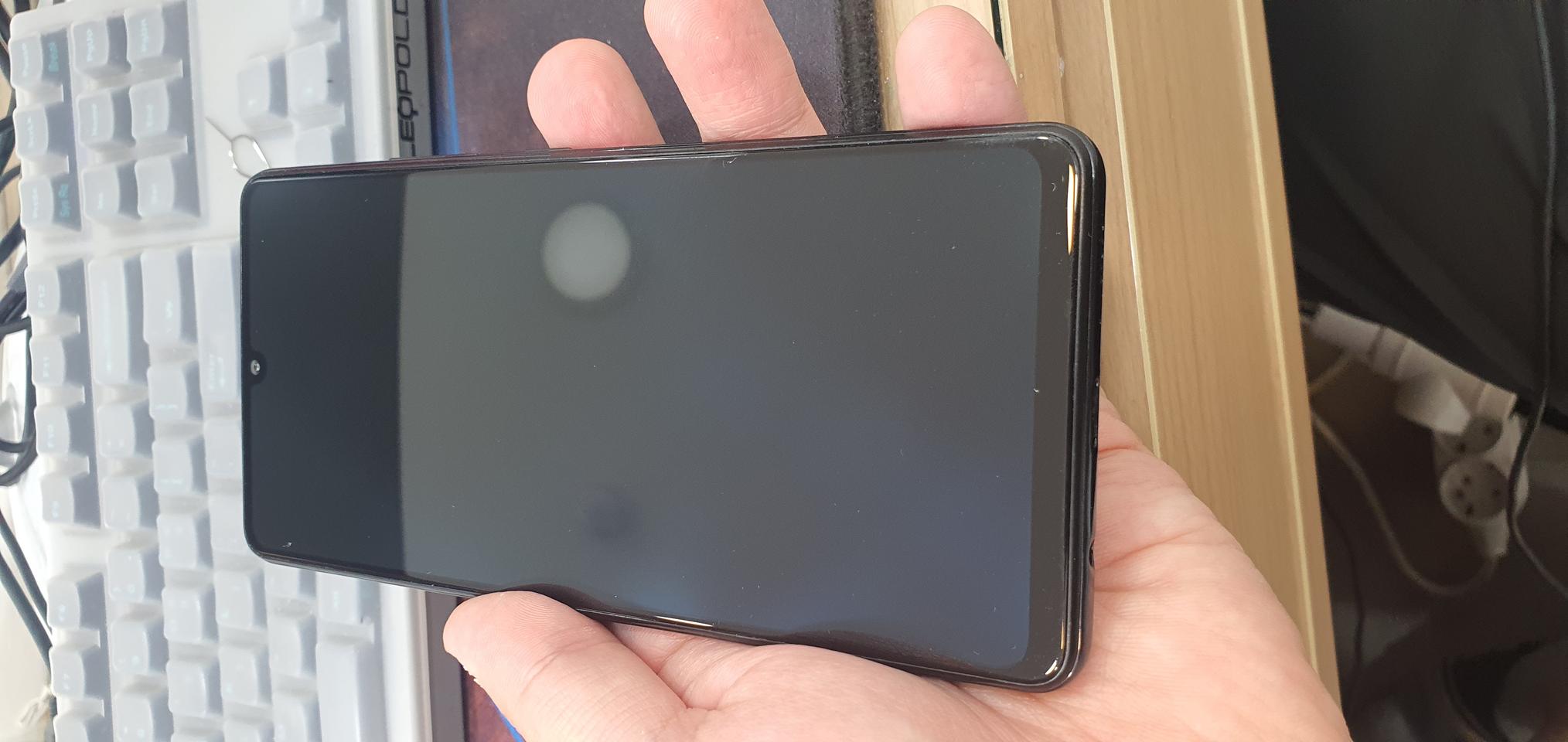 A42 팔아요 충전기 필름 드려요 