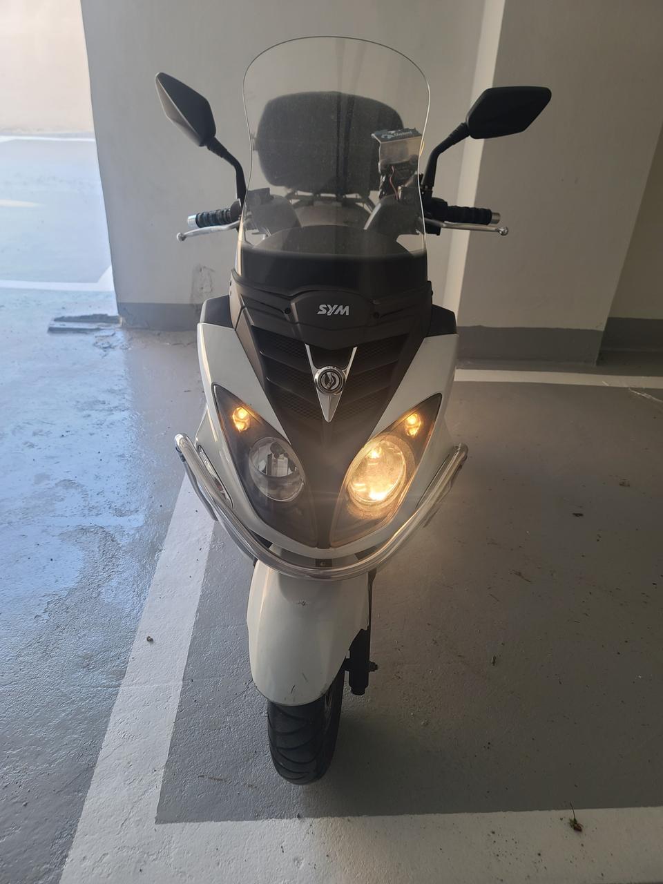 SYM 16년식 조이라이더 팝니다