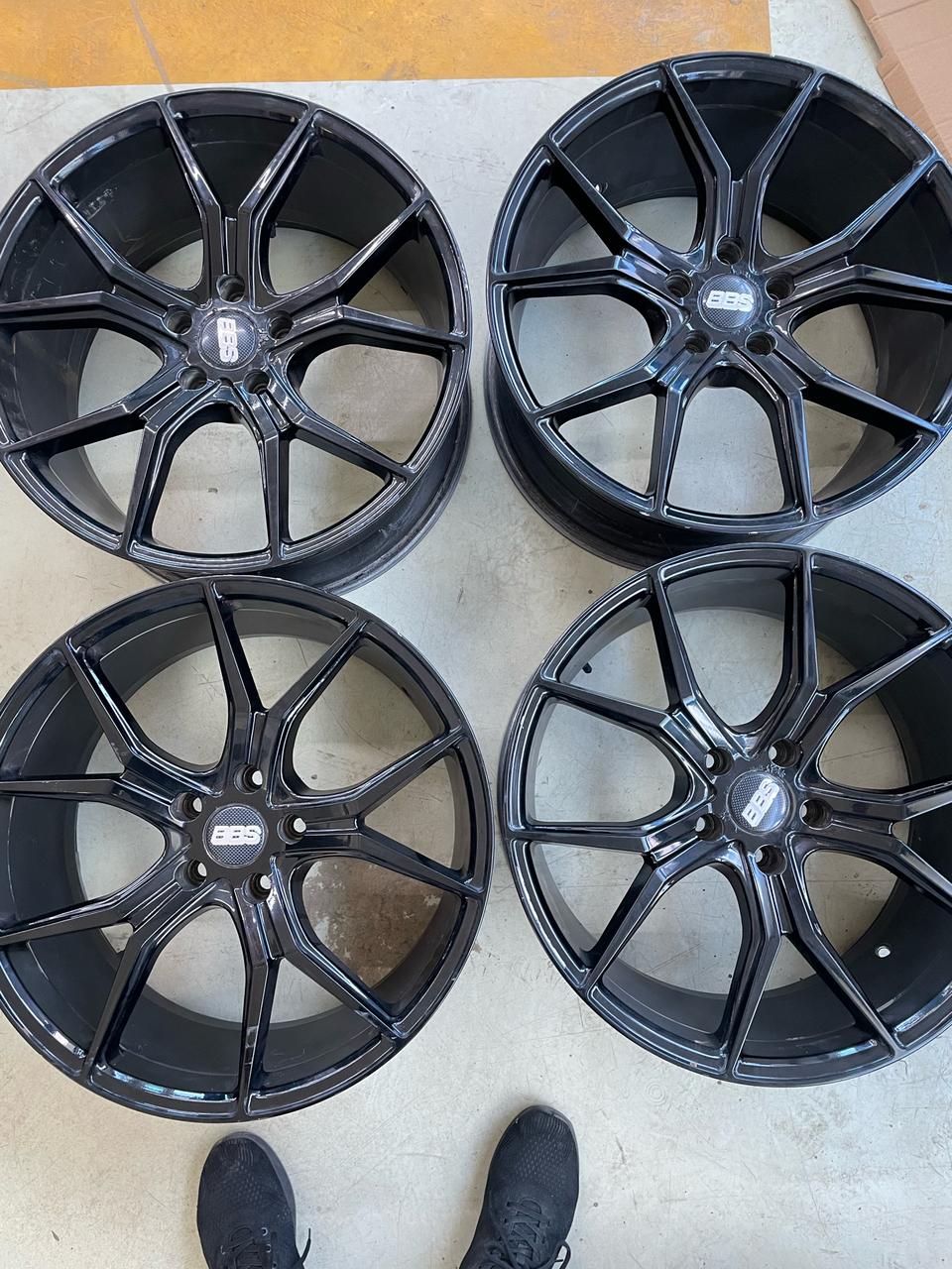 19인치 8,5j 38 경량휠 판매합니다