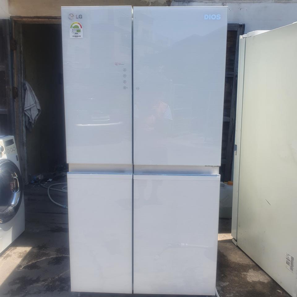 엘지디오스양문형냉장고801리터입니다.