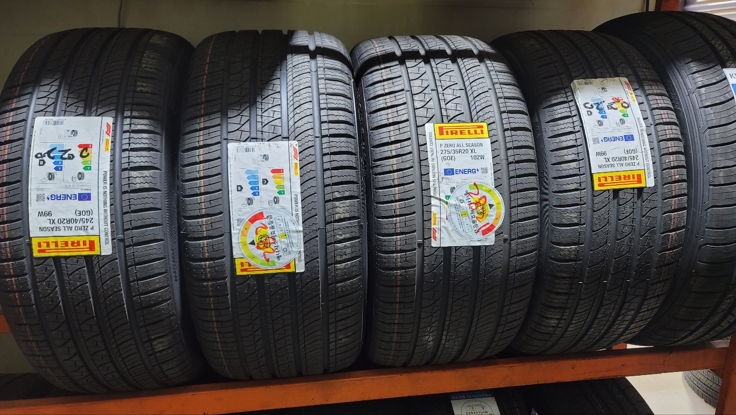 신형G80 피렐리 피제로올시즌 2454020 , 2753520타이어 팝니다