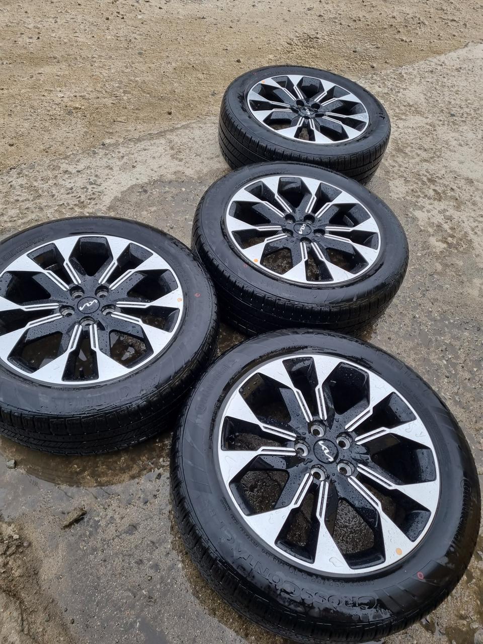 Suv중고휠타이어.ka4.임판.중고.올뉴카니발.쏘렌토R.현대suv등