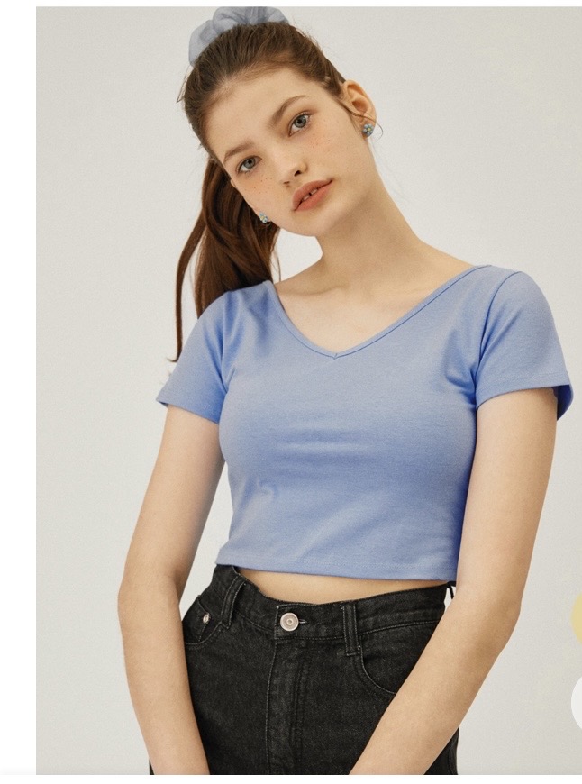 <새상품>MOMC 브이넥 티셔츠