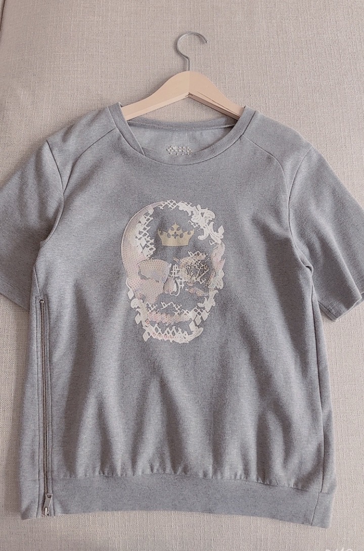 sjsj 반팔 티셔츠