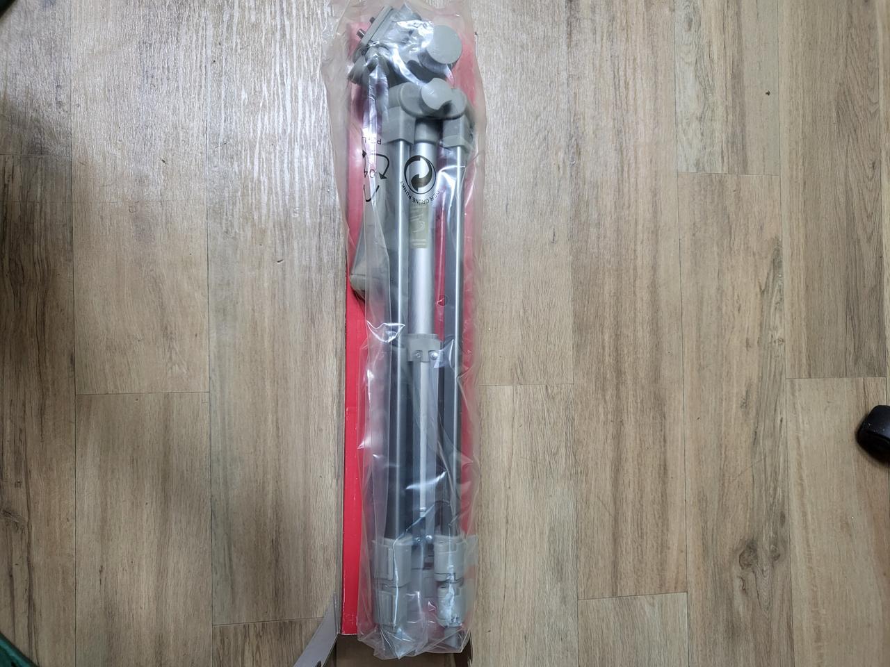 AT-230 3단 삼각대 반값택포 2만 팝니다