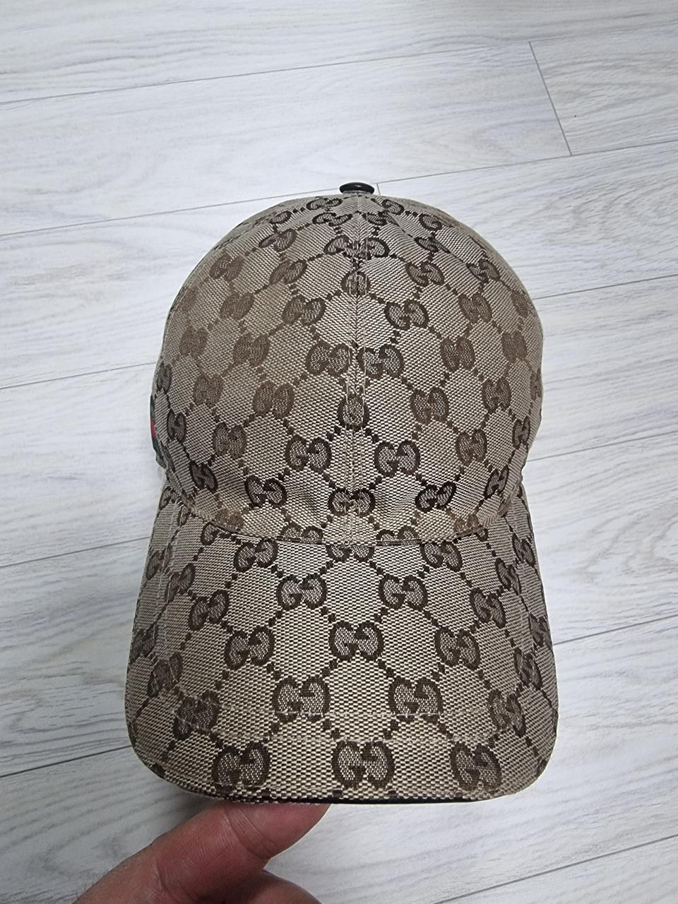 GUCCI 구찌 볼캡 브라운 GG수프림 캔버스모자