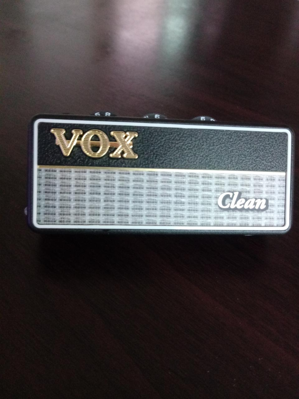 복스 헤드폰 앰프 팝니다.또는 복스 헤드폰 앰프 Metal과 교환 가능.