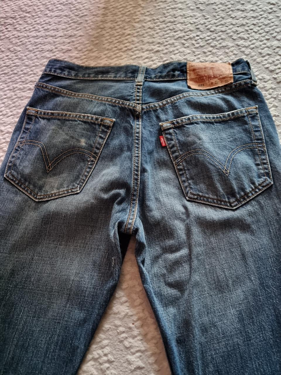 리바이스 521 30사이즈입니다