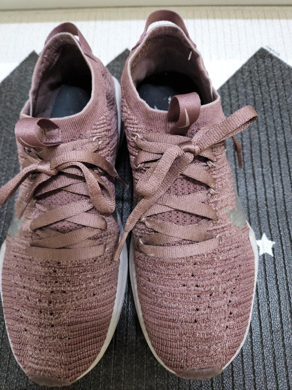 나이키니트운동화235.240