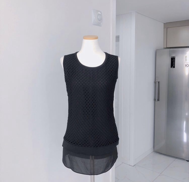 유니크한 나시블라우스(블랙)55~55반