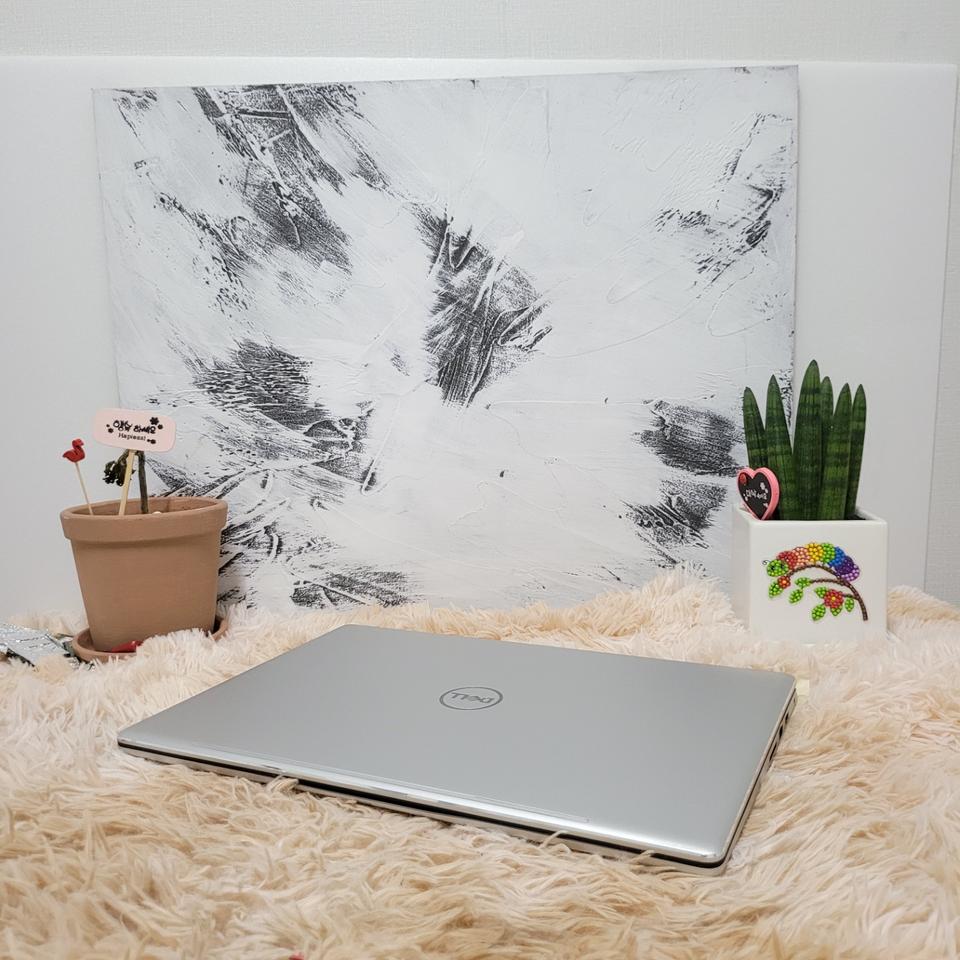 델(15인치) 노트북 풀HD고화질 노트북 i7-8세대 노트북 판매합니다.