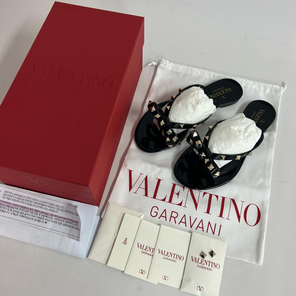 [새상품] 22SS 발렌티노 락스터드 리본 플립플랍 쪼리 36(230)