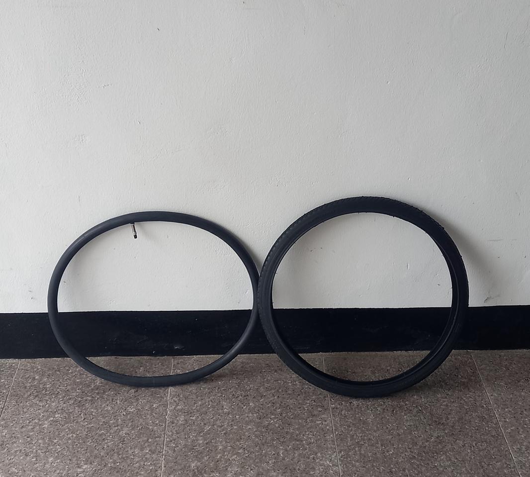 새상품 타이어+튜브 사이즈 20×1 3/8